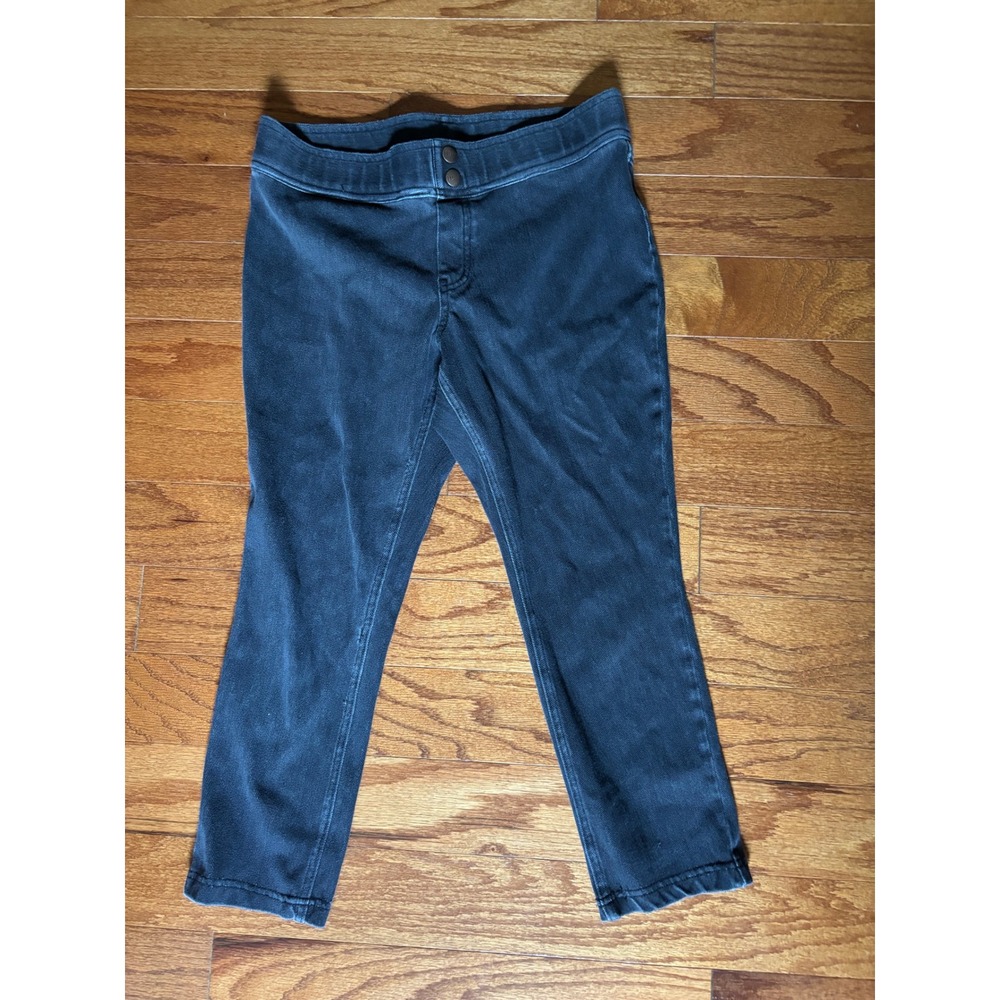 Hue Black Cropped Jeggings Size‎ Small